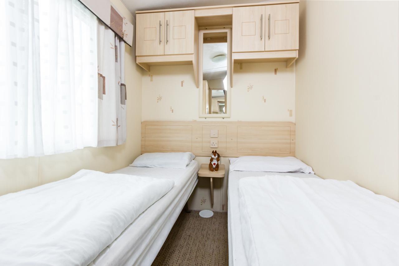 Orchards Holiday Park Cowes  Zimmer foto